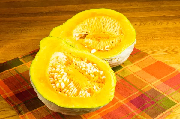 Blue Hubbard squash cut in half — Stock Photo, Image