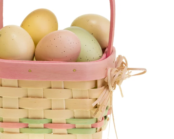 WIcker Easter basket with eggs — Stock Photo, Image