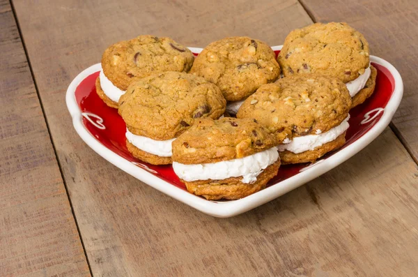 満たされたクッキーのクッキー トレイ — ストック写真
