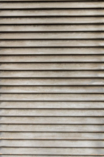 Lenti in legno intemperie per ventilazione — Foto Stock