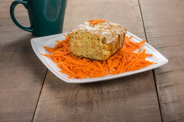 Torta di caffè di mela di carota con carote — Foto Stock