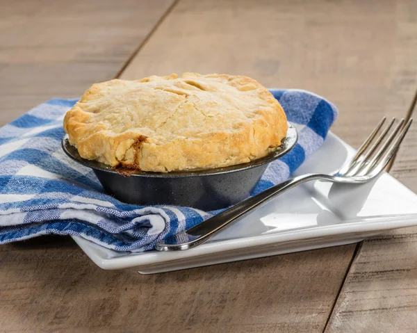 Turkey pot pie fresh from the oven — Stock Photo, Image