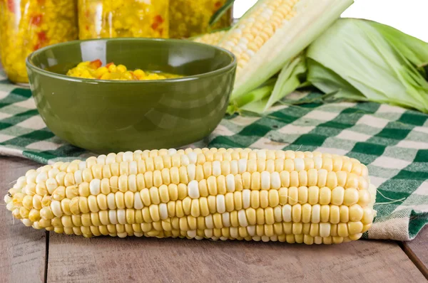 Bowl of fresh corn relish with corn — Stock Photo, Image