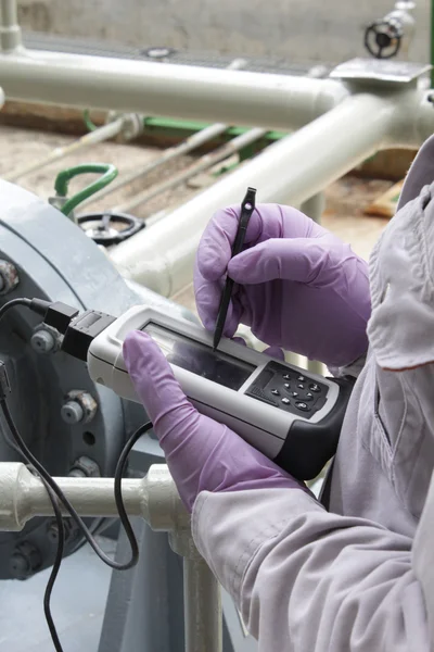 Ingeniero en campo — Foto de Stock