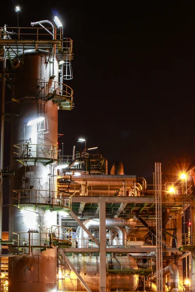 Petro and chemical plant - night scene — Stock Photo, Image