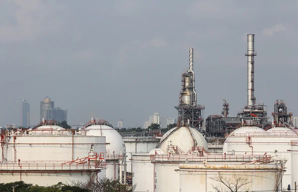 gökyüzü ile petrolume bitki