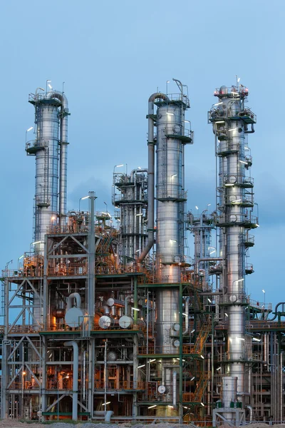 Chemical plant structure — Stock Photo, Image