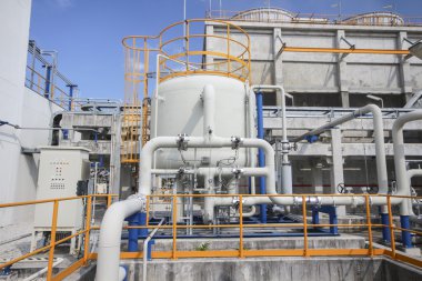 boru hattı ile tank