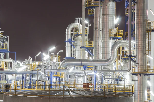 Petroleum plant in night time — Stock Photo, Image