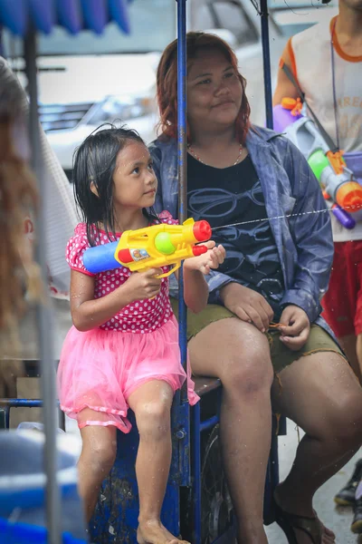 CIUDAD DE PATTAYA, TAILANDIA - 19 DE ABRIL DE 2014: Celebración de la Nueva Tailandia —  Fotos de Stock