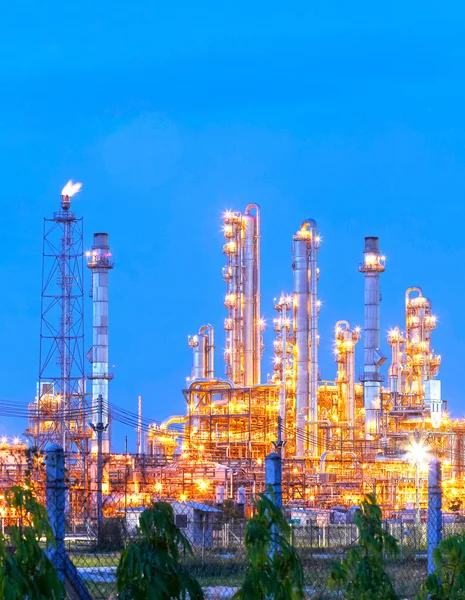 Night scene of refining plant ,Processed using HDR — Stock Photo, Image