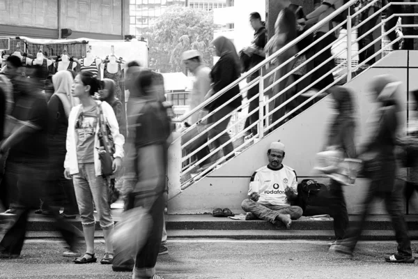 Mendigo en la calle — Foto de Stock