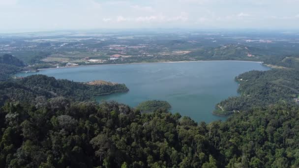 Luchtfoto Blauw Meer Mengkuang Dam Bukit Mertajam Hete Zonnige Dag — Stockvideo