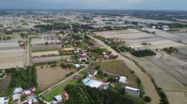 Malezya 'da Malezya Kampung ve plantasyonu üzerinde uçuş