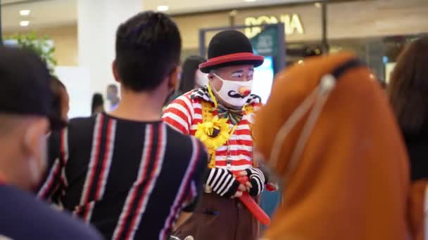 Georgetown Penang Malaysia Dec 2021 Clown Cute Funny Mask Play — 비디오
