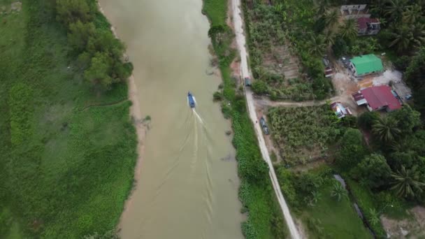 Bukit Mertajam Penang Malaysia Januar 2021 Fischerboot Bewegt Sich Fluss — Stockvideo