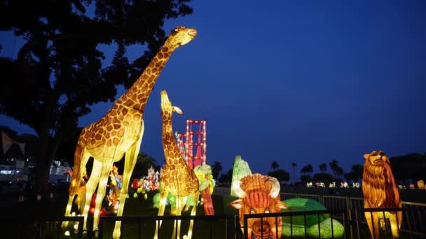 Georgetown Penang Malasia Dic 2021 Panorámica Iluminación Led Estatua Iluminada — Vídeo de stock