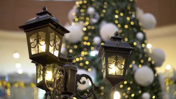 Válassza Fókusz Utcai Lámpa Háttér Bokeh Led Fény Karácsonyfa — Stock videók