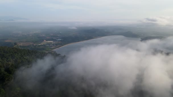 Aerial View Mengkuang Dam Low Cloud Top Hill — Stock Video