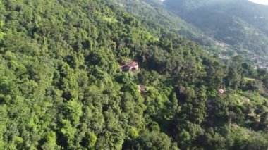 Ayer Itam, Penang yakınlarındaki tepedeki Çin tapınağı.