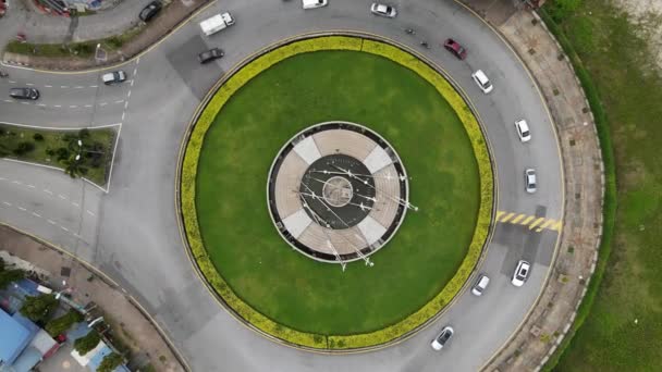 Top View Gurney Roundabout Planted Flora — стоковое видео