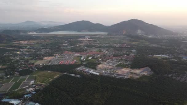 Повітряні Краєвиди Житлового Району Поблизу Плантації Малайзії — стокове відео