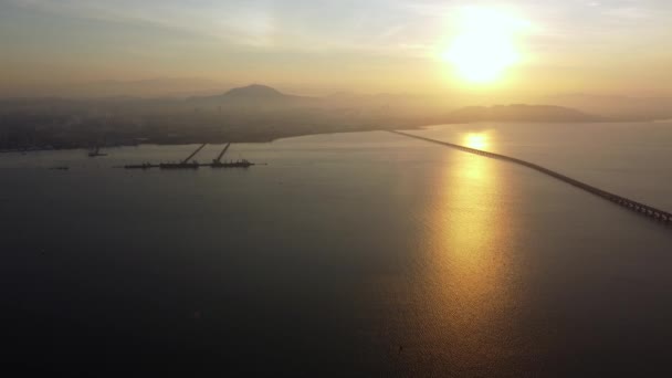 Vista Aérea Silueta Amanecer Del Puente Penang — Vídeo de stock