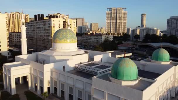 Georgetown Penang Malaysia Dec 2021 Aerial View Mosque Sunny Morning — Vídeo de stock