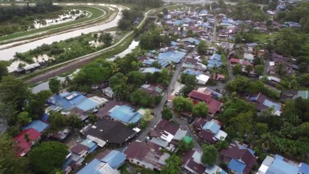Aerial View Malays Kampung House River — Vídeos de Stock