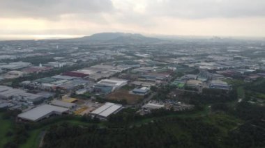 Seberang Perai, Penang, Malezya - 24 Mayıs 2022: Drone view Bukit Minyak Industrial Park