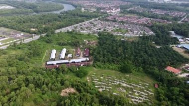 Batu Kawan, Penang, Malezya - 16 Ekim 2021: Batu Kawan yerleşim kasabasındaki hava manzaralı plantasyon