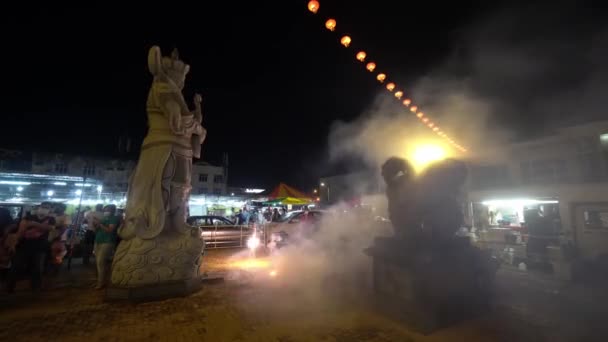 Georgetown Penang Malaysia Jan 2022 Fire Cracker Lit Statue Kew — стоковое видео