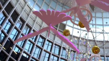 Select focus pigeons decoration hanging indoor