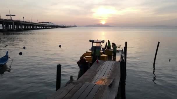 Batu Uban Penang Malaysia Nov 2021 Cinematic Move Fisherman Work — Stok Video