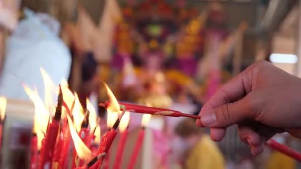 Devotees Hand Hold Candle Burn Hungry Ghost Festival — ストック動画