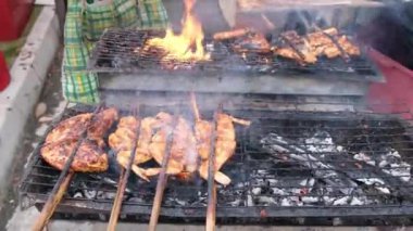 Select focus grilled chicken cook at street