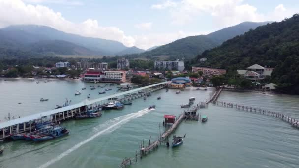 Georgetown Penang Malaysia Dec 2021 Aerial View Fishing Boat Back — Stok video