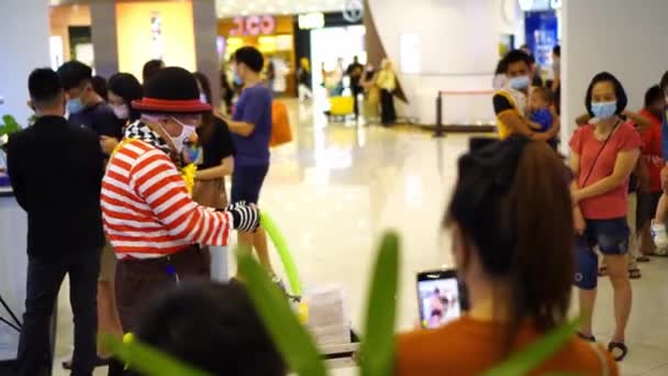 Bayan Lepas Penang Malezya Aralık 2021 Maskeli Palyaço Alışveriş Merkezindeki — Stok video