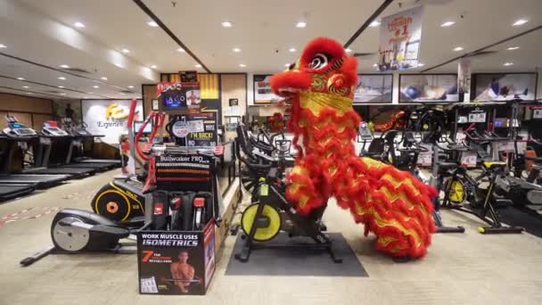 Gurney Penang Μαλαισία Φεβρουάριος 2022 Red Dragon Dance Perform Give — Αρχείο Βίντεο