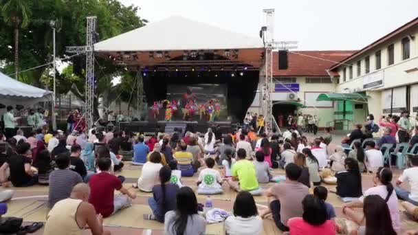 Georgetown Penang Malajsie Červenec 2022 Sliding People Enjoy Boria Show — Stock video