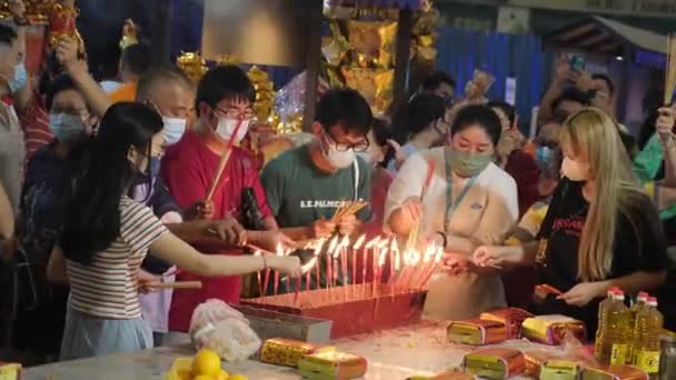 Bukit Mertajam Penang Malaysia Aug 2022 Devotees Палять Сокиру Пропозиції — стокове відео