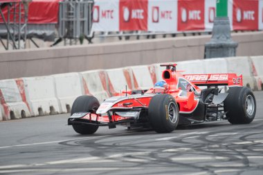 moscow city 2012 yarış yarış charles pic marussia F1