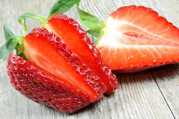 Strawberries sliced — Stock Photo, Image