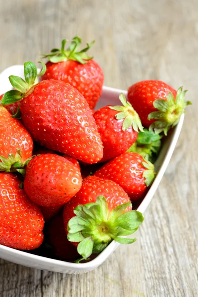 Cup of strawberries — Stock Photo, Image