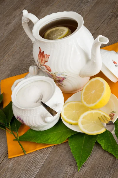 Tee und Zitrone — Stockfoto