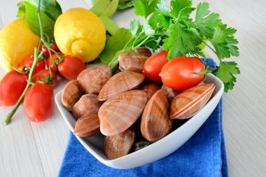 fasolari adı verilen meyve çiğ deniz