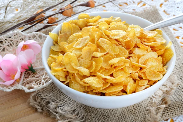 Kahvaltıda mısır gevreği