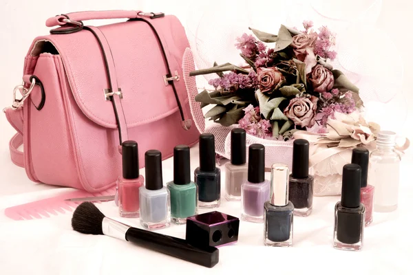 Bolsa y esmalte de uñas — Foto de Stock