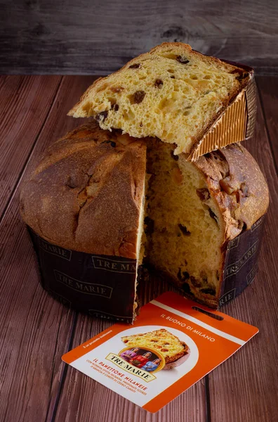 イタリア 2021年頃 イタリアの伝統の有名なペストリー専門店Panettone Tre Marie — ストック写真