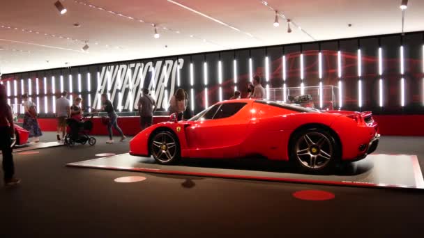 Maranela Włochy Czerwca 2021 Wnętrze Muzeum Ferrari — Wideo stockowe